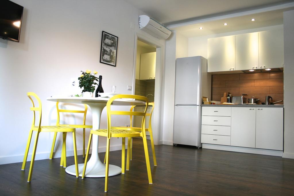 Domi Apartments Wellness Pompei Pompeia Quarto foto